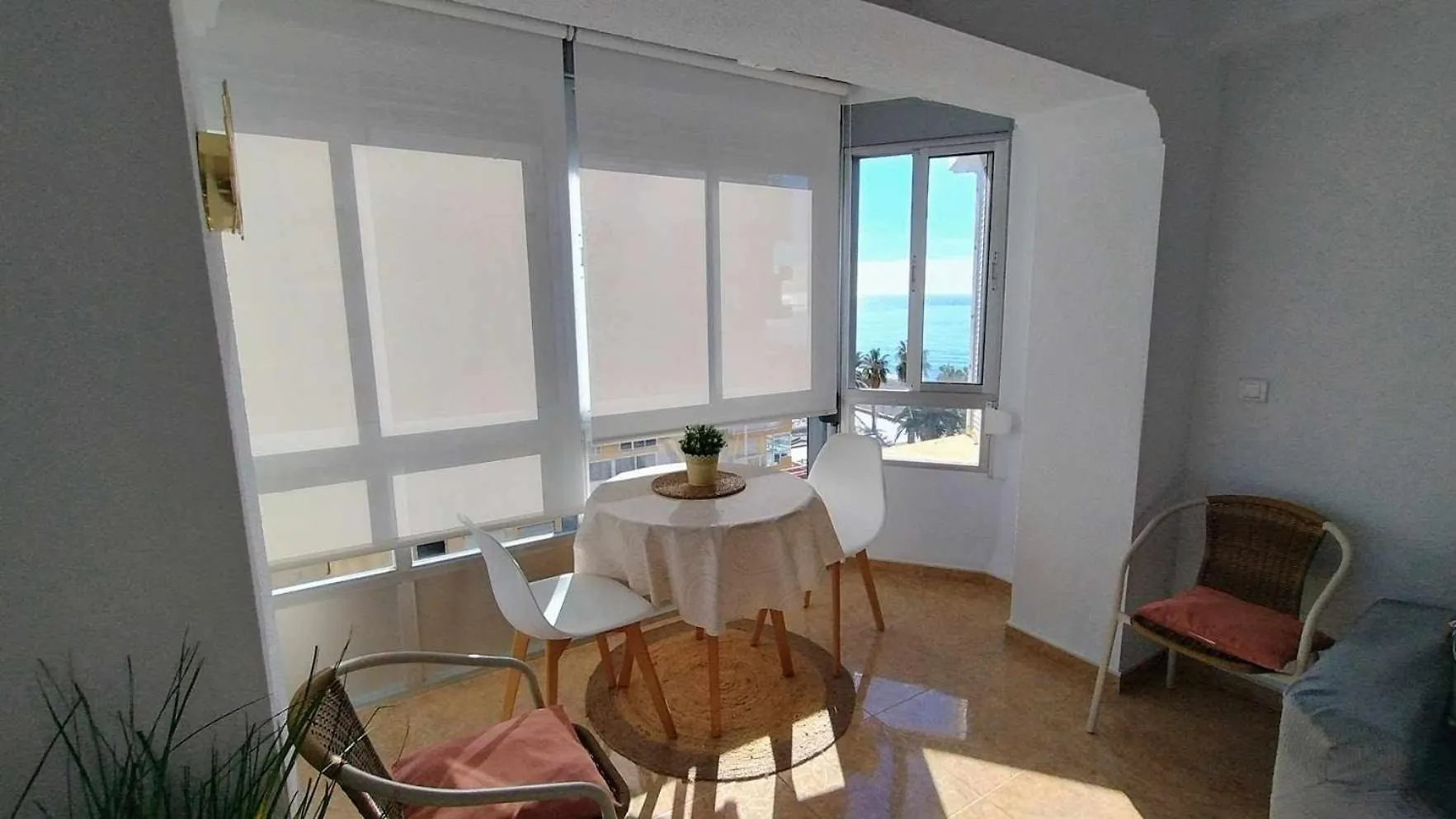 Hoja Cala Apartment Algarrobo
