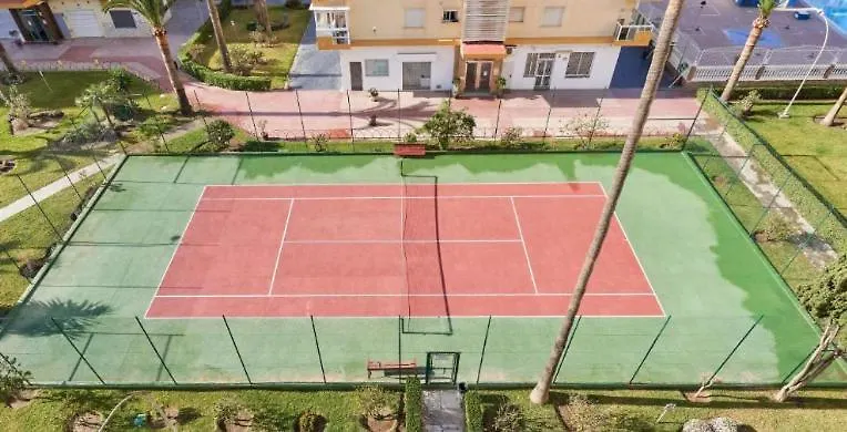 Hoja Cala Apartment Algarrobo