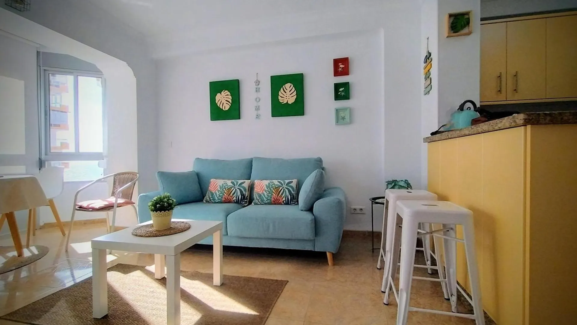 Hoja Cala Apartment Algarrobo 0*,  Hiszpania